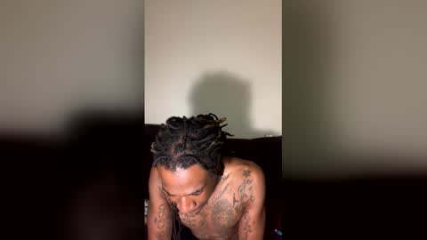 Snapshot of kingecstasyxxxddd chatting on February 26, 2:32 am kingecstasyxxxddd online show from February 26, 2:32 am