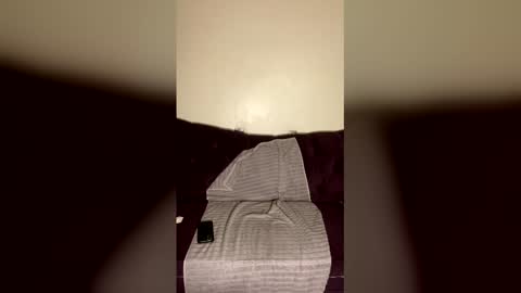 Snapshot of kingecstasyxxxddd chatting on March 5, 4:36 pm kingecstasyxxxddd online show from March 5, 4:36 pm