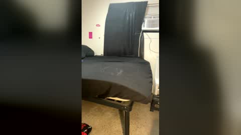 Snapshot of kingecstasyxxxddd chatting on March 11, 4:18 am kingecstasyxxxddd online show from March 11, 4:18 am