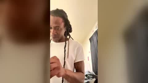 Snapshot of kingecstasyxxxddd chatting on March 23, 5:11 am kingecstasyxxxddd online show from March 23, 5:11 am