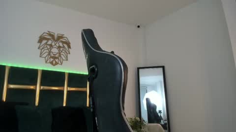 kingg_jay online show from June 4, 12:11 pm