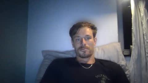 Snapshot of kingharold92 chatting on June 7, 9:51 pm kingharold92 online show from June 7, 9:51 pm