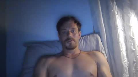 Snapshot of kingharold92 chatting on June 8, 2:23 am kingharold92 online show from June 8, 2:23 am