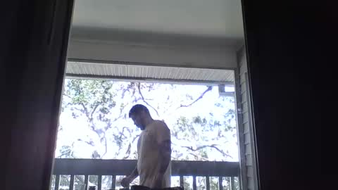 Snapshot of kingjames0627 chatting on February 13, 6:27 pm James online show from February 13, 6:27 pm