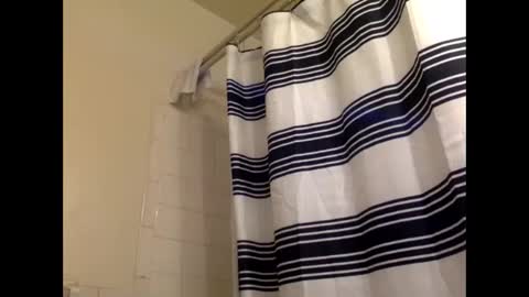 Snapshot of kinglibra420 chatting on February 2, 5:33 pm loyal fuck online show from February 2, 5:33 pm