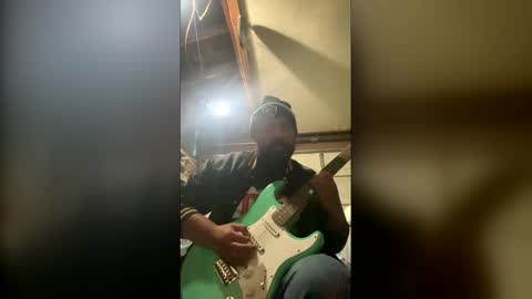 kingmoosems online show from December 21, 10:22 am