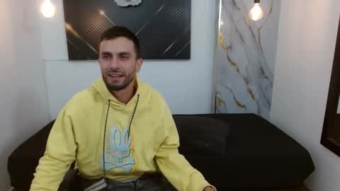 Snapshot of kingoftemptation chatting on March 16, 5:44 am KING online show from March 16, 5:44 am