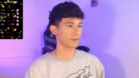  A L E X  online show from September 26, 5:22 am