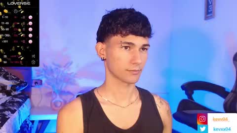  A L E X  online show from October 3, 7:38 am