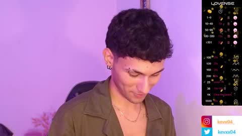  A L E X  online show from October 31, 6:25 am