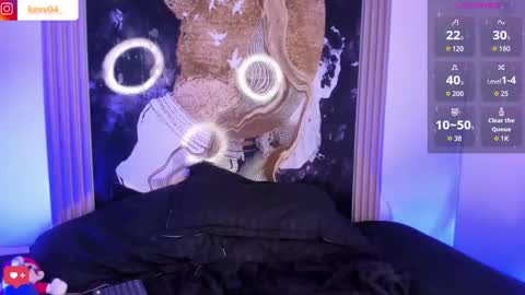  A L E X  online show from March 8, 3:21 am