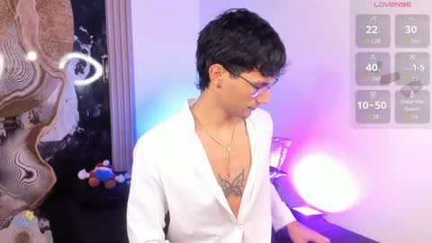  A L E X  online show from June 28, 2:39 am
