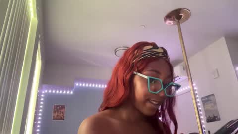 Snapshot of kingparrisjae chatting on June 3, 5:40 pm King Parris Jae online show from June 3, 5:40 pm