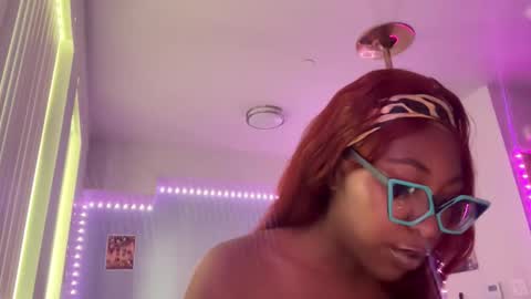 Snapshot of kingparrisjae chatting on June 7, 5:06 pm King Parris Jae online show from June 7, 5:06 pm