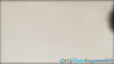 Snapshot of kingqween8991 chatting on January 18, 4:31 pm Qweenebony online show from January 18, 4:31 pm