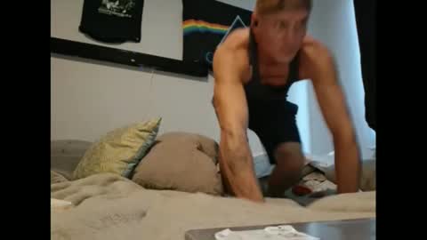 kingrat282130 online show from October 19, 6:52 pm