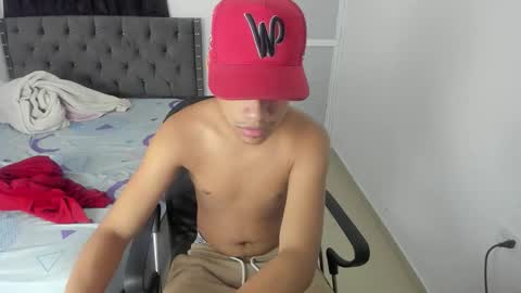 DOMINANT ALPHA KINGS online show from October 14, 12:17 pm