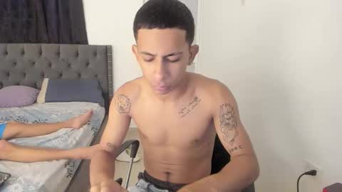 DOMINANT ALPHA KINGS online show from November 7, 6:02 am