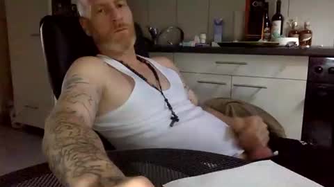 kingsize online show from December 23, 12:52 pm