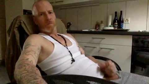 kingsize online show from January 18, 1:08 pm