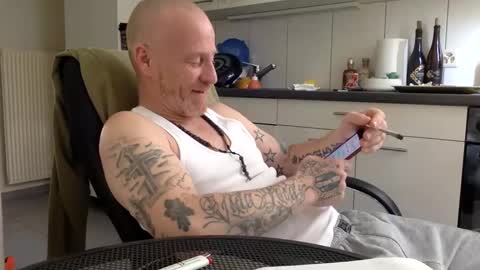 kingsize online show from January 26, 12:11 pm