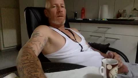 kingsize online show from September 9, 7:08 am