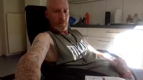 kingsize online show from September 16, 10:49 am