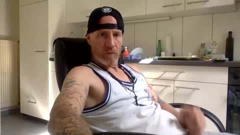 kingsize online show from October 1, 10:10 am