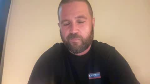 kingsizetease online show from March 4, 8:46 am