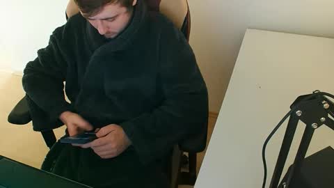 kingsnake1504 online show from March 25, 9:26 am