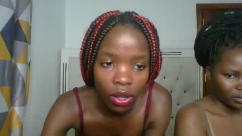 Snapshot of kinky_aria chatting on October 4, 6:17 pm kinky_aria online show from October 4, 6:17 pm