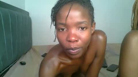 Snapshot of kinky_aria chatting on October 25, 6:13 pm kinky_aria online show from October 25, 6:13 pm