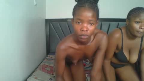 Snapshot of kinky_aria chatting on December 1, 9:09 pm kinky_aria online show from December 1, 9:09 pm