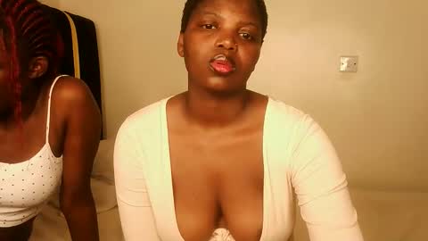 Snapshot of kinky_lola1 chatting on October 5, 2:48 pm Lola online show from October 5, 2:48 pm