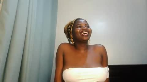 Snapshot of kinky_lola1 chatting on October 23, 12:54 am Lola online show from October 23, 12:54 am