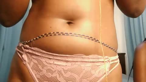 Snapshot of kinky_lola1 chatting on October 25, 9:39 am Lola online show from October 25, 9:39 am