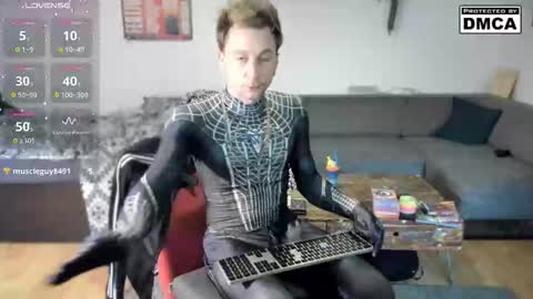 Snapshot of kinky_spidey chatting on November 16, 9:48 am kinky_spidey online show from November 16, 9:48 am