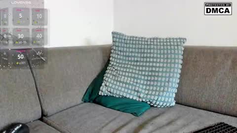 Snapshot of kinky_spidey chatting on February 8, 1:14 pm kinky_spidey online show from February 8, 1:14 pm