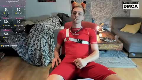 Snapshot of kinky_spidey chatting on June 5, 7:58 am kinky_spidey online show from June 5, 7:58 am