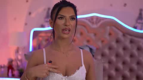 kinkyamelie online show from February 8, 6:11 pm