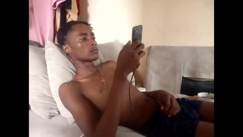 kinkybby_ online show from April 22, 7:33 am