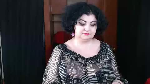 Snapshot of kinkyblacky chatting on January 5, 6:24 pm MistressBlacky online show from January 5, 6:24 pm