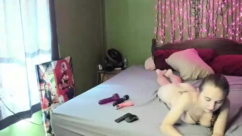 kinkycouple1223 online show from March 5, 6:26 pm