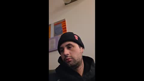 Snapshot of kinkycouple1789 chatting on November 29, 10:02 pm Maysie and Hunter online show from November 29, 10:02 pm