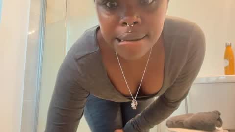 interracialfacial online show from June 24, 12:48 pm