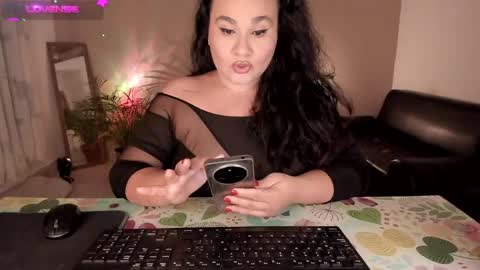 Snapshot of kinkyelise chatting on September 13, 4:56 am Jenny online show from September 13, 4:56 am