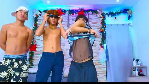 kinkyhousexxx online show from November 17, 1:44 am