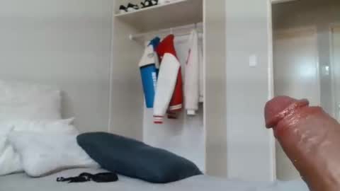 kinkyj_ online show from October 19, 8:48 am