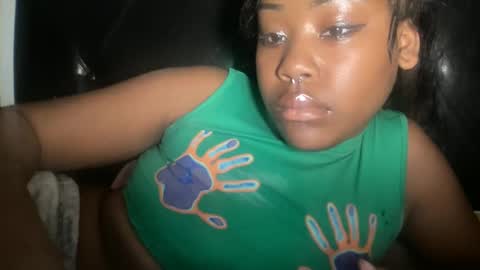 Snapshot of kinkykittee chatting on January 26, 9:51 am Bunniii online show from January 26, 9:51 am