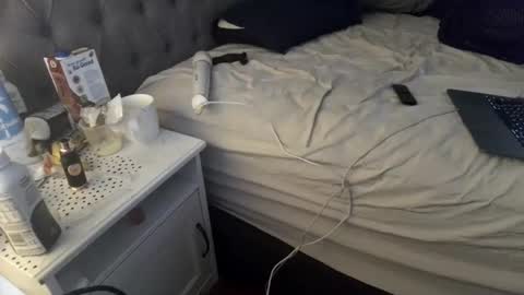 kinkyslutdee online show from February 6, 6:18 am